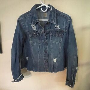True Craft Denim Ladies Jean Jacket Lightly distressed Ladies Size 2X 💙🔥EUC💙